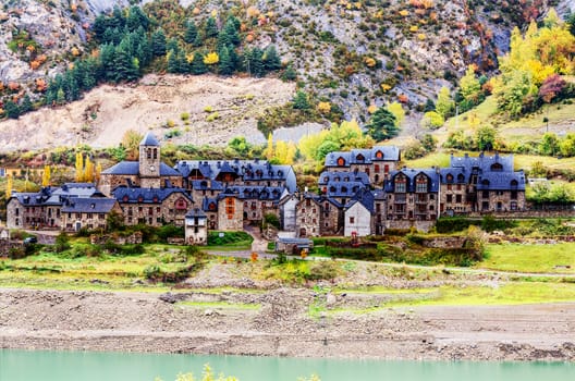 Very beautiful autumn into the Pyrenees mountains in Spain