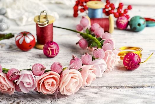 Sewing kit made of lace,buttons,beads and thread with needle