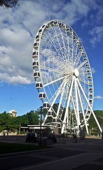 Ferris wheel with blue sky in brisbane