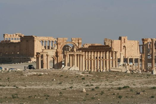 SYRIA, Palmyra : A picture shows ruins of the antique city of Palmyra located on an oasis in central Syria on April 13, 2010. Syria's antiquities chief hailed the imminent recapture of the ancient city of Palmyra from the IS group and vowed to rebuild the famed monuments the jihadists have destroyed, on March 24, 2016.