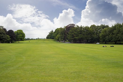 kilkenny castle garden grounds and park
