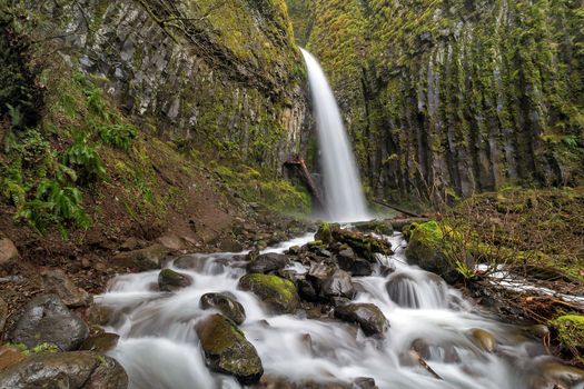 Dry Creek Falls at Pacific Crest Trails in Columbia River Gorge