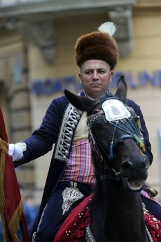 The parade of 70 participants, thirty horses and forty members of a brass band to the main square were announced next, 300th Sinjska Alka, on October 04, 2014 in Zagreb.