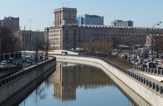  Moscow State Technical University an river Jauza 30march 2016