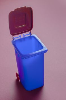 Miniature of a Dumpster combined container pen blue and red