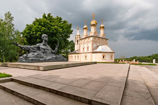 The Church and the monument to the poet Sergei Esenin, near the Ryazan Kremlin