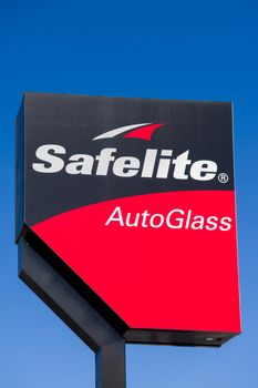PASADENA, CA/USA - APRIL 16, 2016: Safelite AutoGlass sign and logo. Safelite Group, Inc. is an American automotive glass and claims management company.