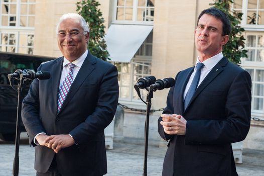 FRANCE, Paris : French Prime Minister Manuel Valls and his Portuguese counterpart Antonio Costa hold a press conference at the Hotel Matignon on April 18, 2016 in Paris. 