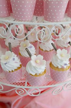 Wedding Cupcake