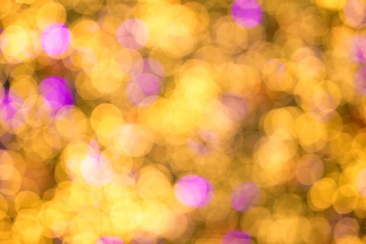 there are a lot of abstract bokeh from a little source of light