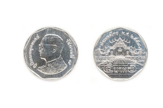 Front and back of Thai coin 5 baht.