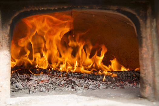 Preparation and heating of the oven for cooking food