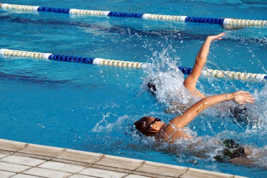 Heat of children on one path in the swimming pool