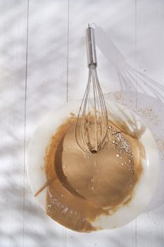 Whip for the preparation of the cream of chestnut flour 