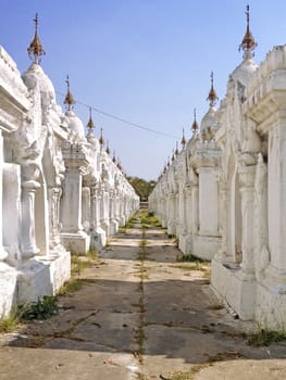 The World's Biggest Book in Kuthodaw Pagoda with 729 parts (stone inscriptions) in white stupas