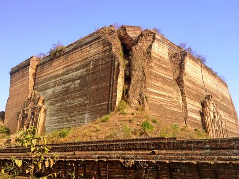 Ruins of the Pahtodawgyi pagoda, damaged by an earthquake, Mingun, Myanmar