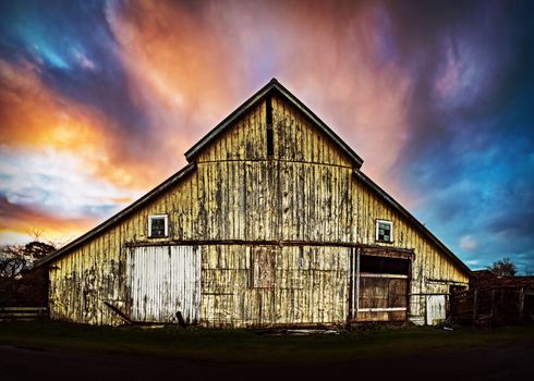 Sunset at an Abandoned Barn, Color Image, Evening, Sunrays
