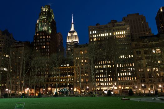Bryant Park is located in Manhattan (NYC) between 5th and 6th avenue and 42nd street