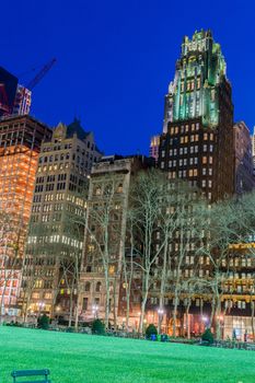 Bryant Park is located in Manhattan (NYC) between 5th and 6th avenue and 42nd street