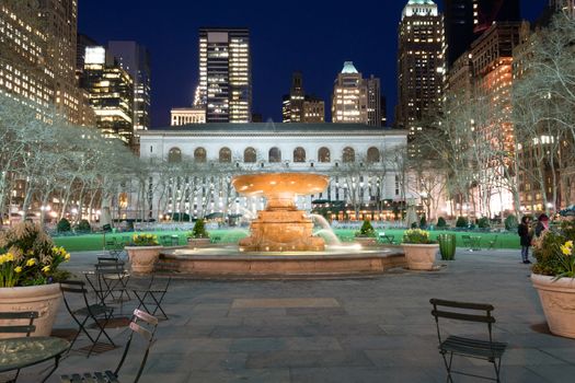 Bryant Park is located in Manhattan (NYC) between 5th and 6th avenue and 42nd street