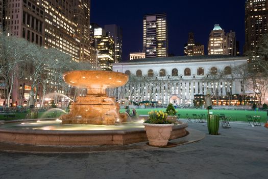 Bryant Park is located in Manhattan (NYC) between 5th and 6th avenue and 42nd street