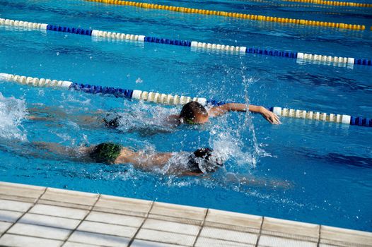 Heat of children on one path in the swimming pool