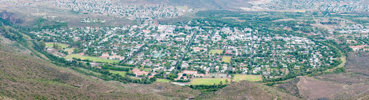 A panoramic view of Graaff Reinet as seen from the road to the Valley of Desolation viewpoint. The town lies in a horseshoe bend of the Sundays River