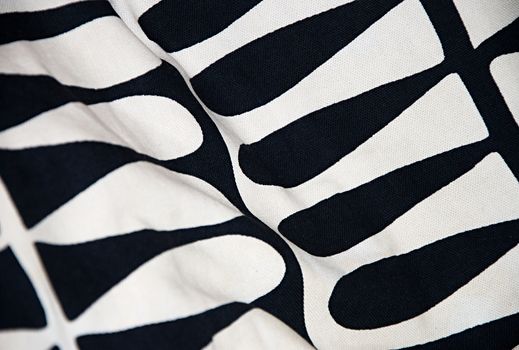 Black and white pattern of pillow.