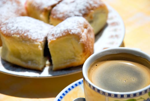 Bake stuffed cake and coffee.