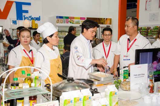 NONTHABURI - MAY 25 : Chefs are cooking demonstrations to visitors in during exhibition of THAIFEX - World of food ASIA 2016 on May 25, 2016 in Nonthaburi, Thailand.