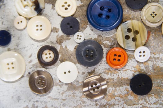 Presentation of old buttons used for clothes and dresses