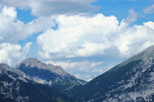 Mountain range and sky in the Austrian Alps