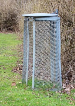 Metal iron garbage bin without litter bag