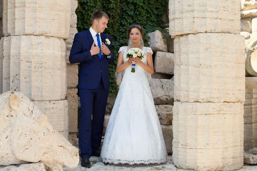 groom gently touched to the bride