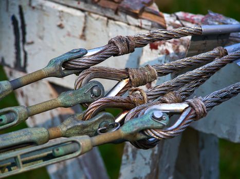 Heavy duty strong steel wire cable rope sling with safety anchor shackle used in a big sail boat