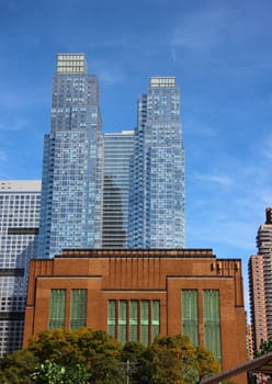 New York Detail Landscape with Small Brown and Green Building