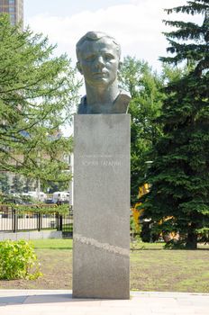Moscow, Russia - August 10, 2015: Monument to cosmonaut Yuri Gagarin in the Alley of cosmonauts at the monument "Conquerors of Space" in Moscow