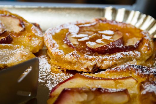 the tart is a typical Italian sweet, covered shortbread dough with jam, cream or fresh fruit