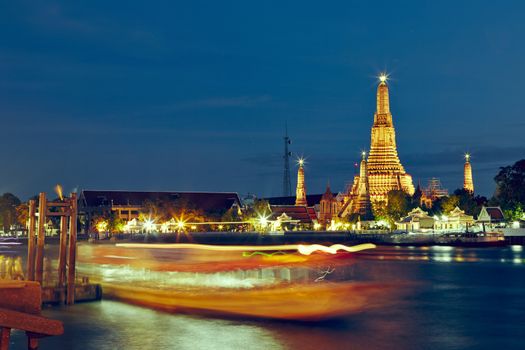 Temple Wat Arun in night - Bangkok, Thailand 