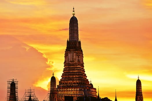 Temple Wat Arun in night - Bangkok, Thailand 