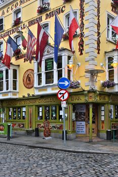 Traditional Irish pub the 'Oliver St. John Gogarty' in the Temple Bar area of Dublin in the Republic of Ireland. Named after Oliver Joseph St John Gogarty (17 August 1878 – 22 September 1957) who was an Irish poet, author, athlete, politician, and well-known conversationalist, who served as the inspiration for Buck Mulligan in James Joyce's novel Ulysses.