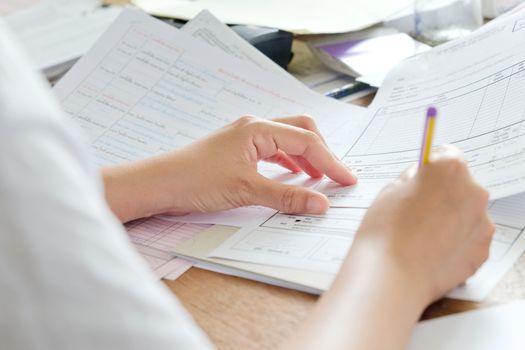 business women working at the desk