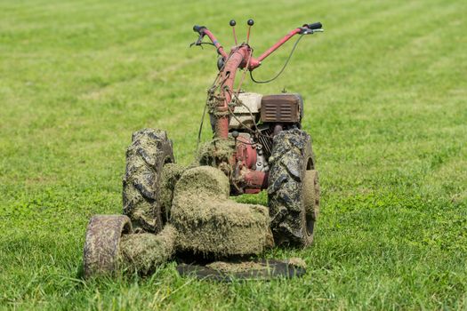 Old Lawn mower use oil in the garden