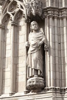 Statue on facade of gothic church Santa Maria del Mar, Barcelona, Spain
