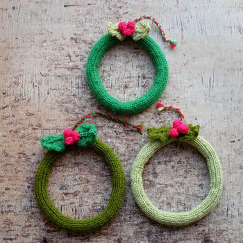 Diy Christmas wreath for decoration the door on Xmas holiday, a traditional festive in winter,  knit in round to make wreaths for christmas decoration