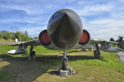 Gloster Javelin FAW 9 in a aircraft boneyard