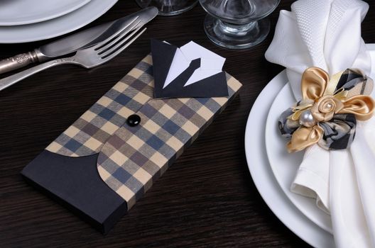 Do not forget to congratulate your dad a Father's Day celebration