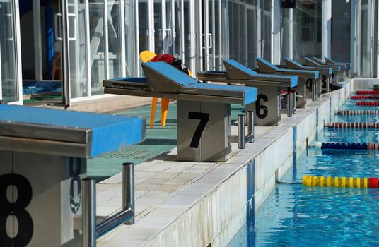 Number bedside table for the athlete's jump to the pool