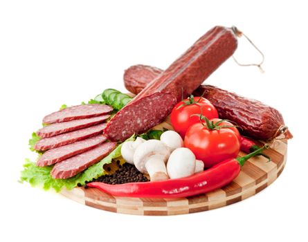 sliced sausage with vegetables and red papper