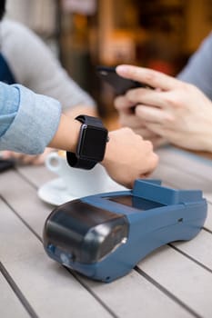 Customer pay with smartwatch